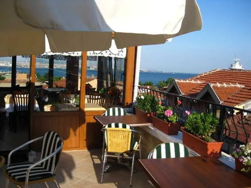 Berce Otel İstanbul 2*,